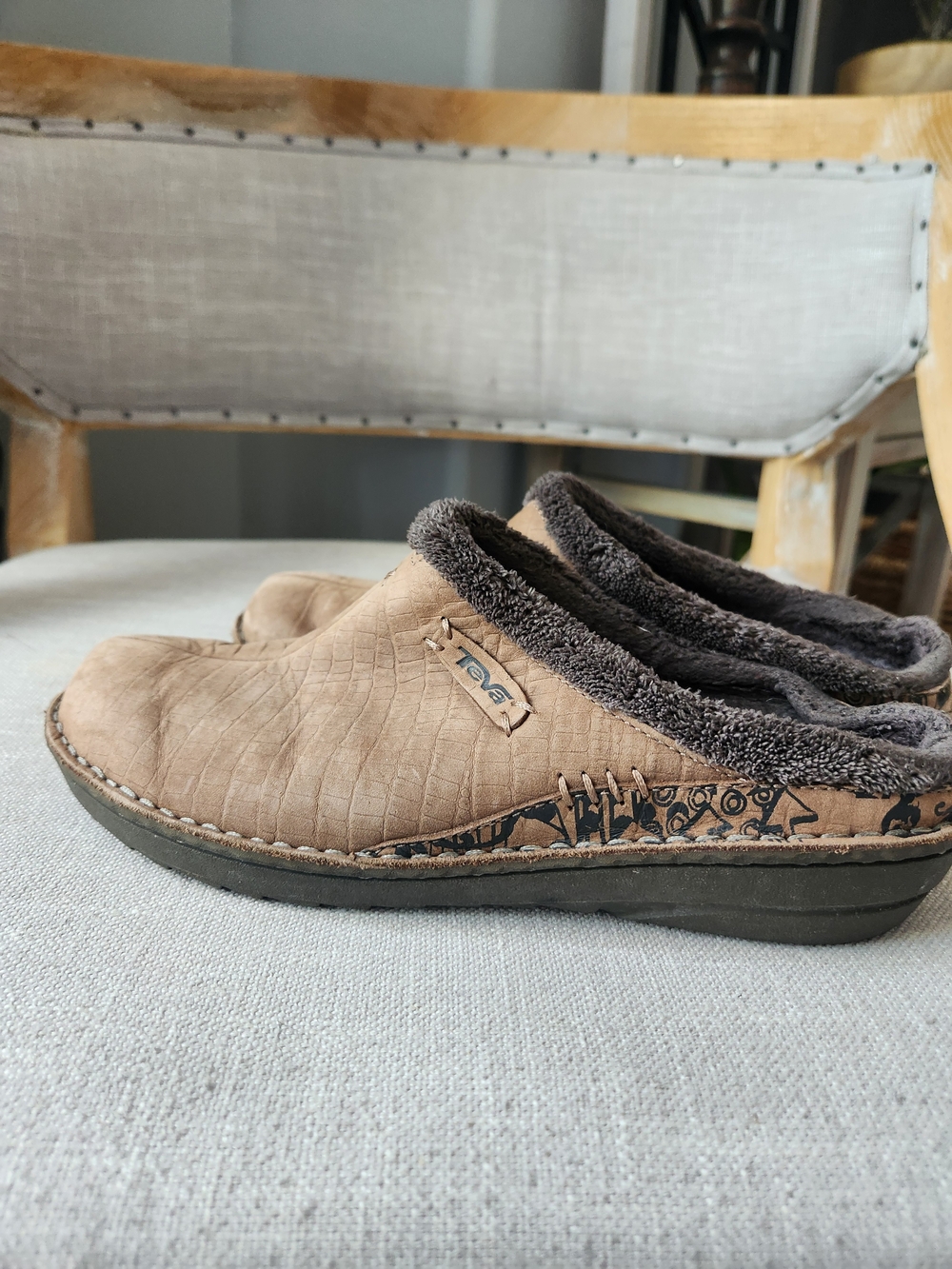 Teva Women's Brown Faux Fur-Lined Slip-On Mules 9
